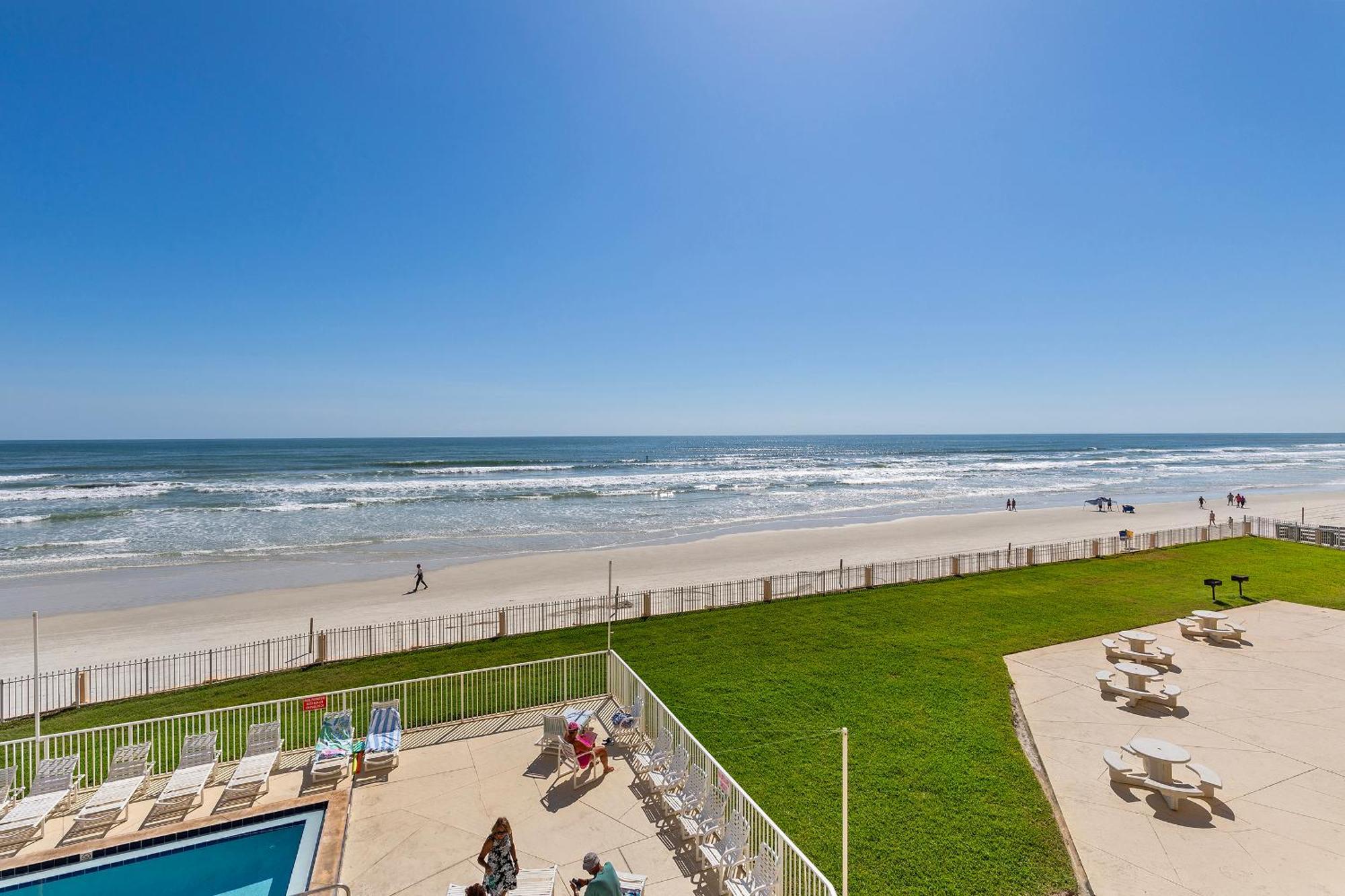 Recently Updated Oceanfront Condo! Views & A Pool ニュー・スマーナ・ビーチ エクステリア 写真